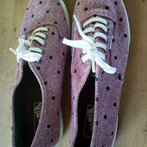 Vans tennis shoes womens polkadot